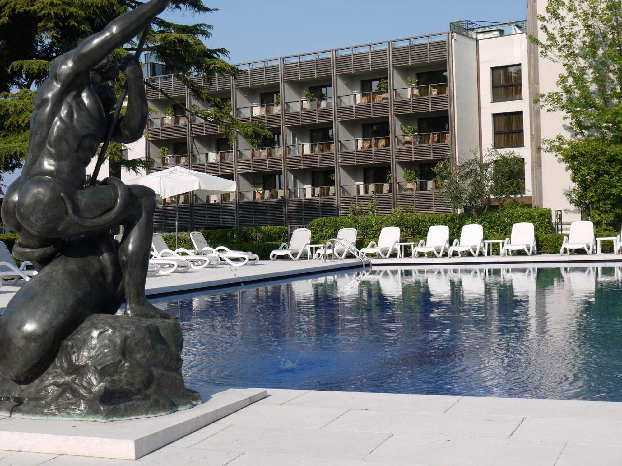 Hotel Acquaviva Del Garda Desenzano del Garda Exterior photo